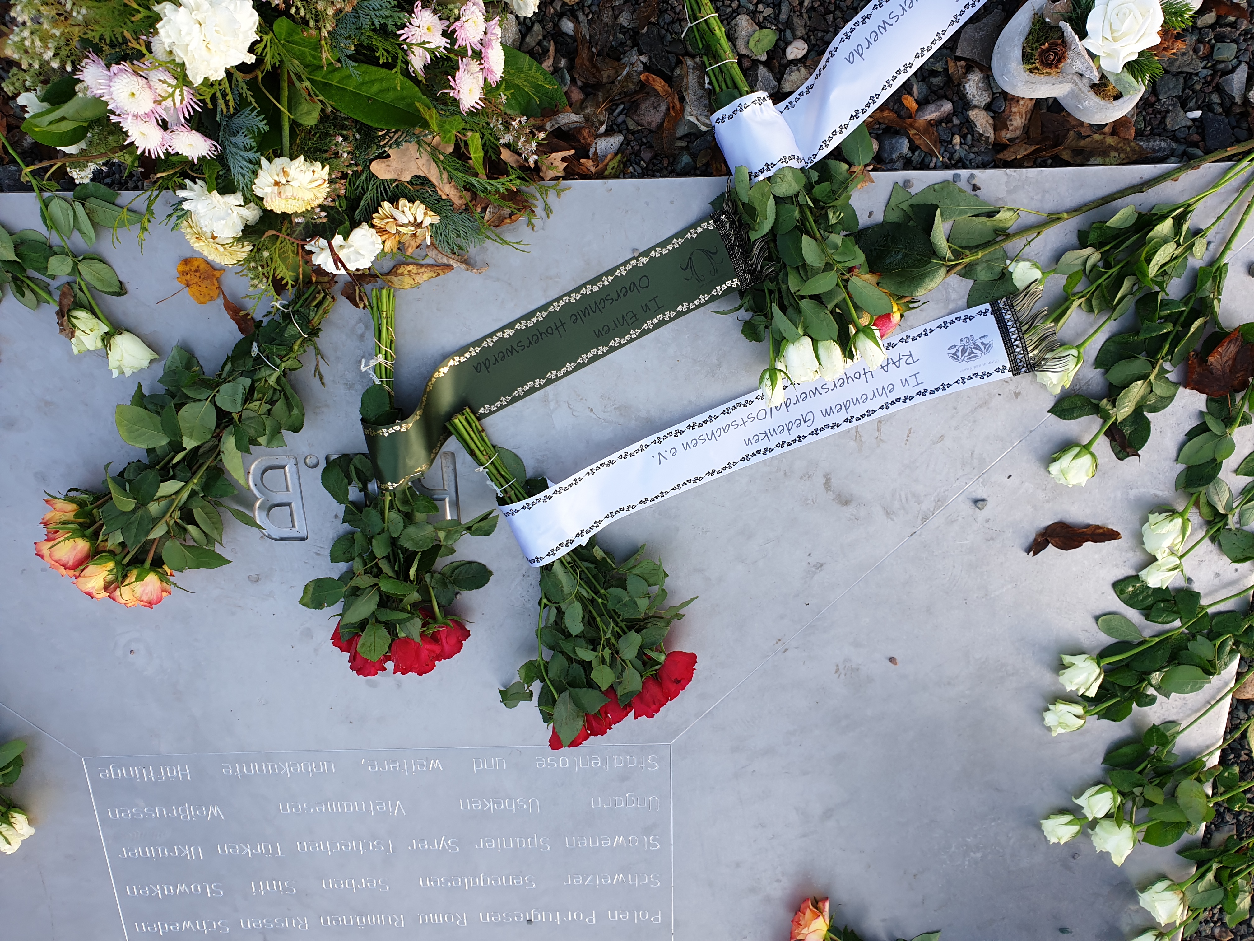 Eindrückliche Bildungsreise: Schüler*innen aus Hoyerswerda besuchen Gedenkstätte Buchenwald