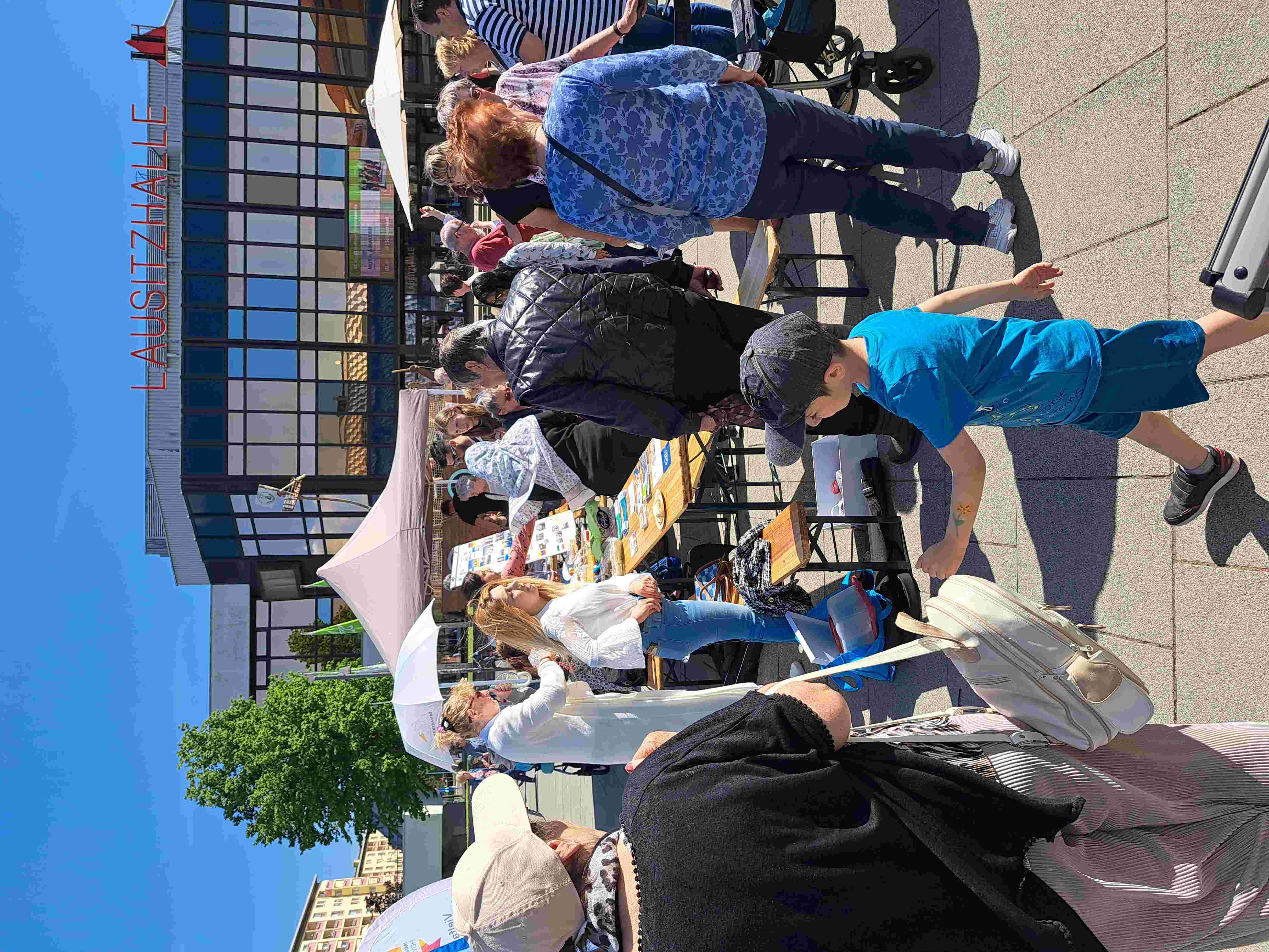 Hoyerswerda is(s)t bunt