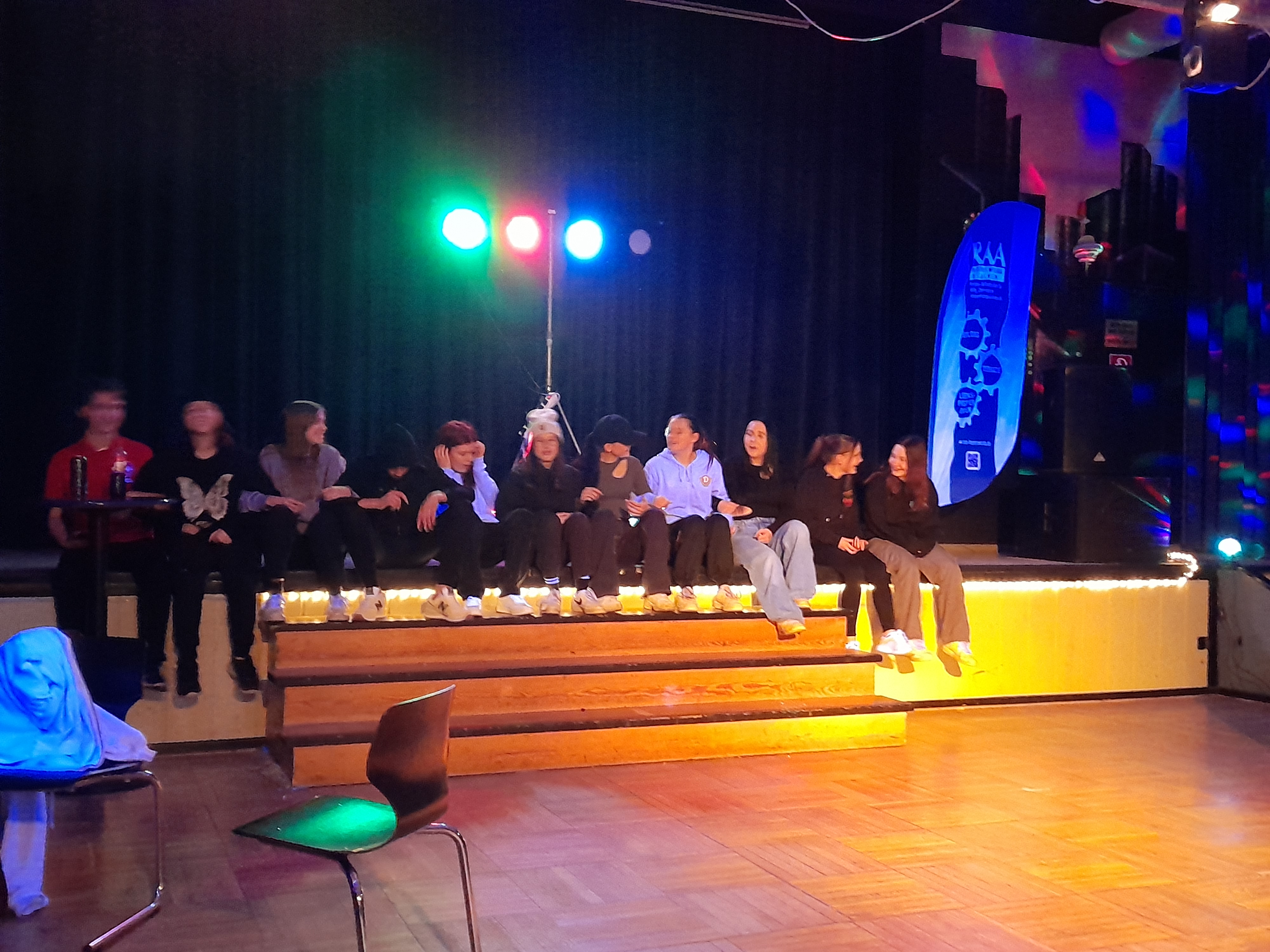 4. Teenie Night im Ossi